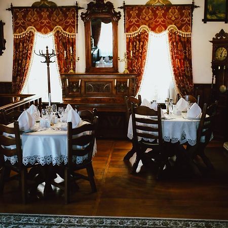 Antique House Hotel دوبنو المظهر الخارجي الصورة