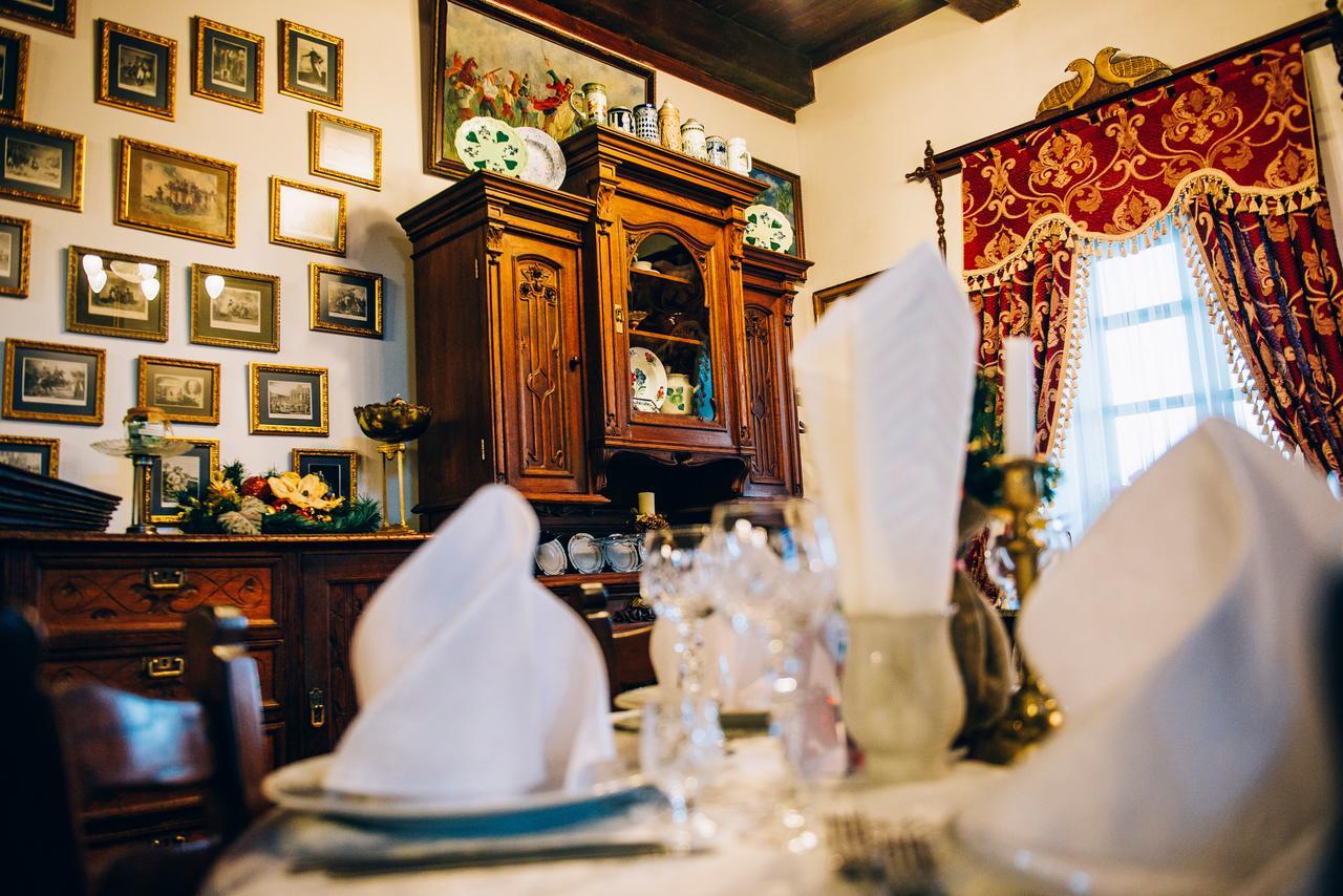 Antique House Hotel دوبنو المظهر الخارجي الصورة