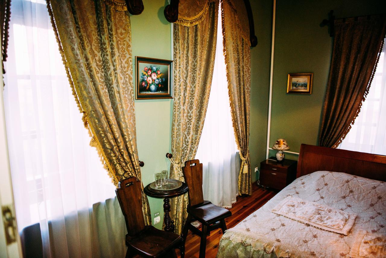 Antique House Hotel دوبنو المظهر الخارجي الصورة