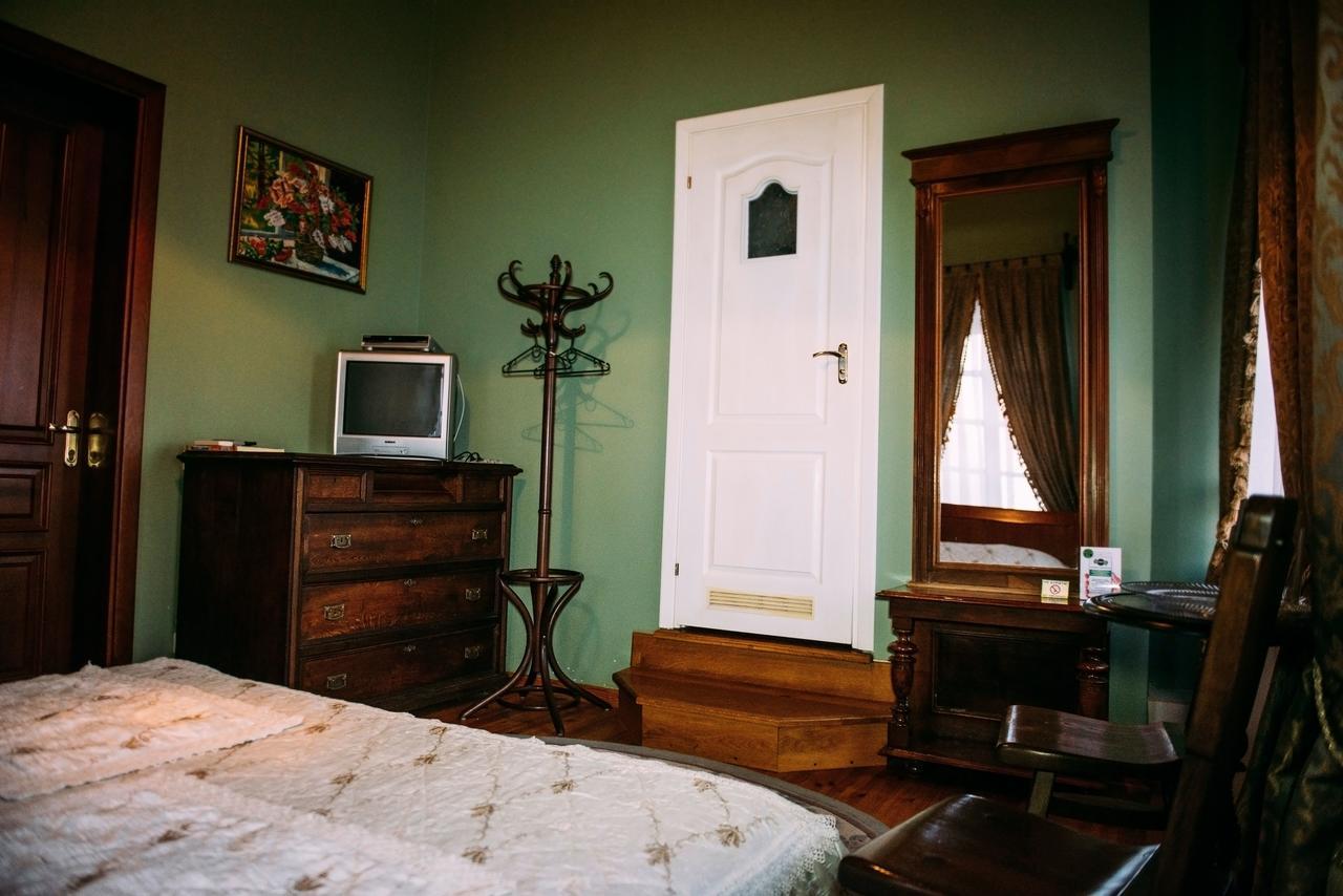 Antique House Hotel دوبنو المظهر الخارجي الصورة